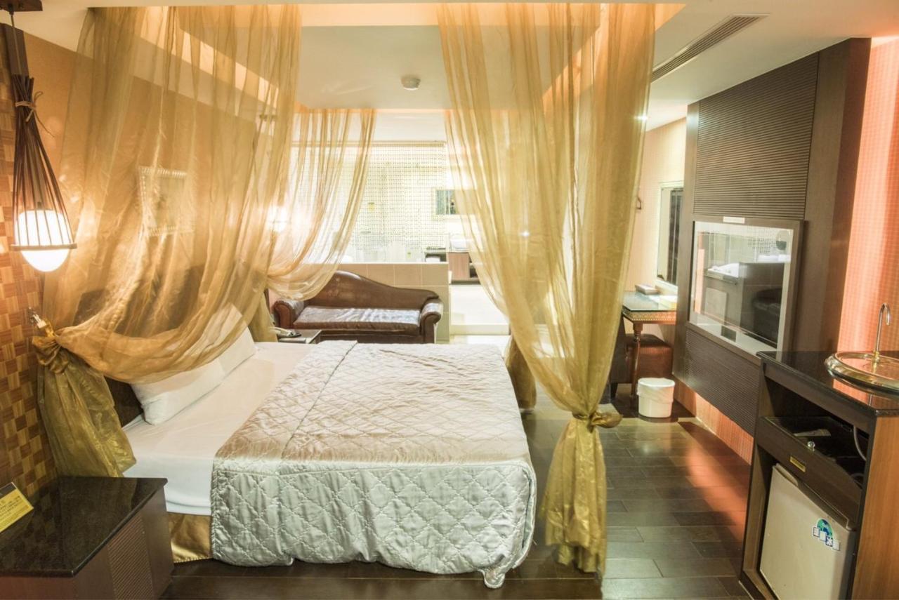 Alexander Motel Гаосюн Экстерьер фото